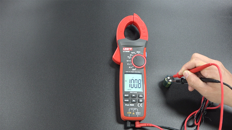 Ứng dụng đo điện dung ampe kìm UNI-T UT207B